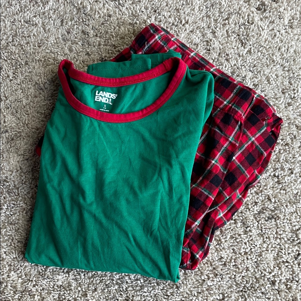 Lands' End Festive Christmas Green and Red Flannel Plaid Pajama Set Size S